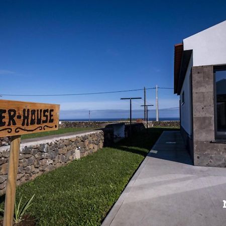 Beer House By Pontanegraazores Altares Екстер'єр фото